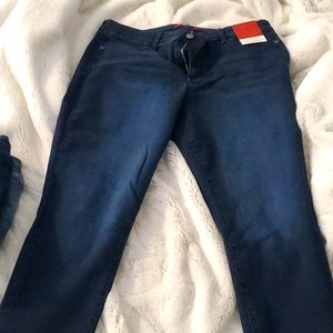 JLO Jeans, super cute!